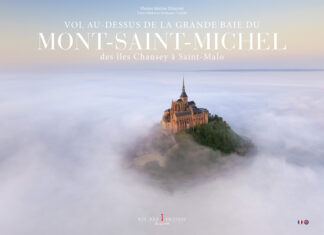 Vol au-dessus de la Grande Baie du Mont-Saint-Michel